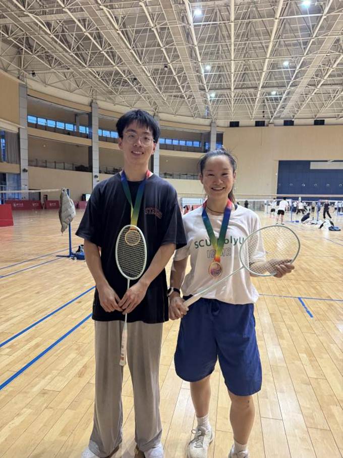 FCDA64A98234BDDB2167D11C82F09412